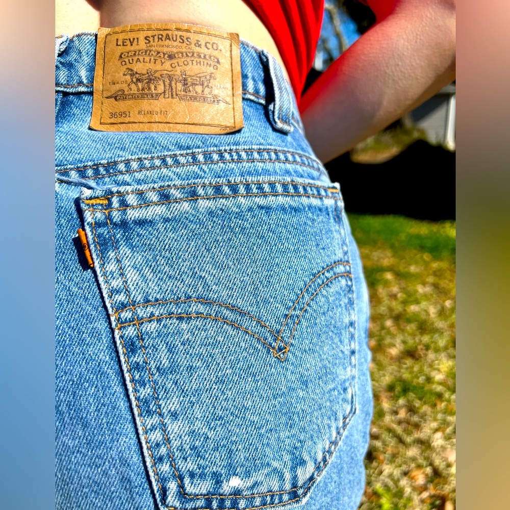 Vintage Levi’s Orange Tab Jean Shorts 951 Relaxed Fit High Waist